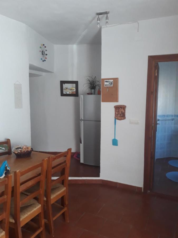 The Welcome Cave Freila Exterior photo