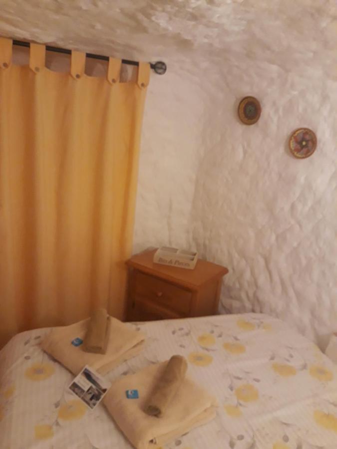 The Welcome Cave Freila Exterior photo
